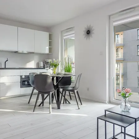 Apartamenty Sun & Snow Przystan Letnica Gdansk Exterior photo